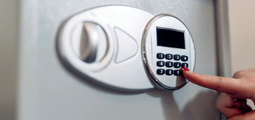 Jewelry Safe Cracking in Rancho Mirage, California