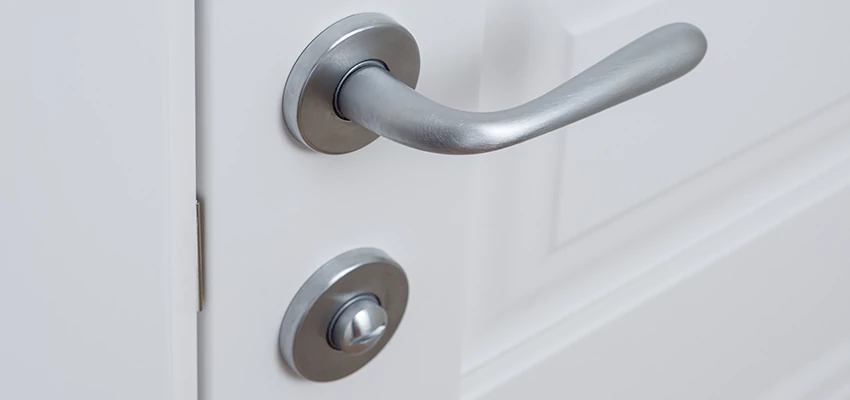 Single-Occupancy Restroom Locks Repair in Rancho Mirage, California